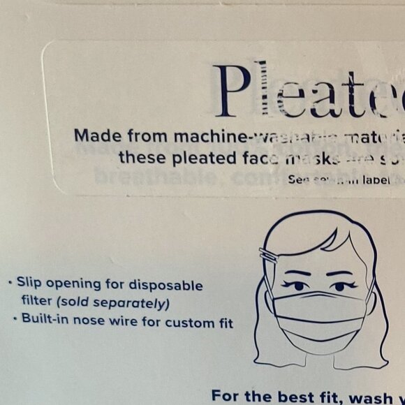 VERA BRADLEY HARRY POTTER PLEATED ''YOUTH'' FACE MASKS (SET OF 2)LIMITED EDITION - Picture 6 of 7